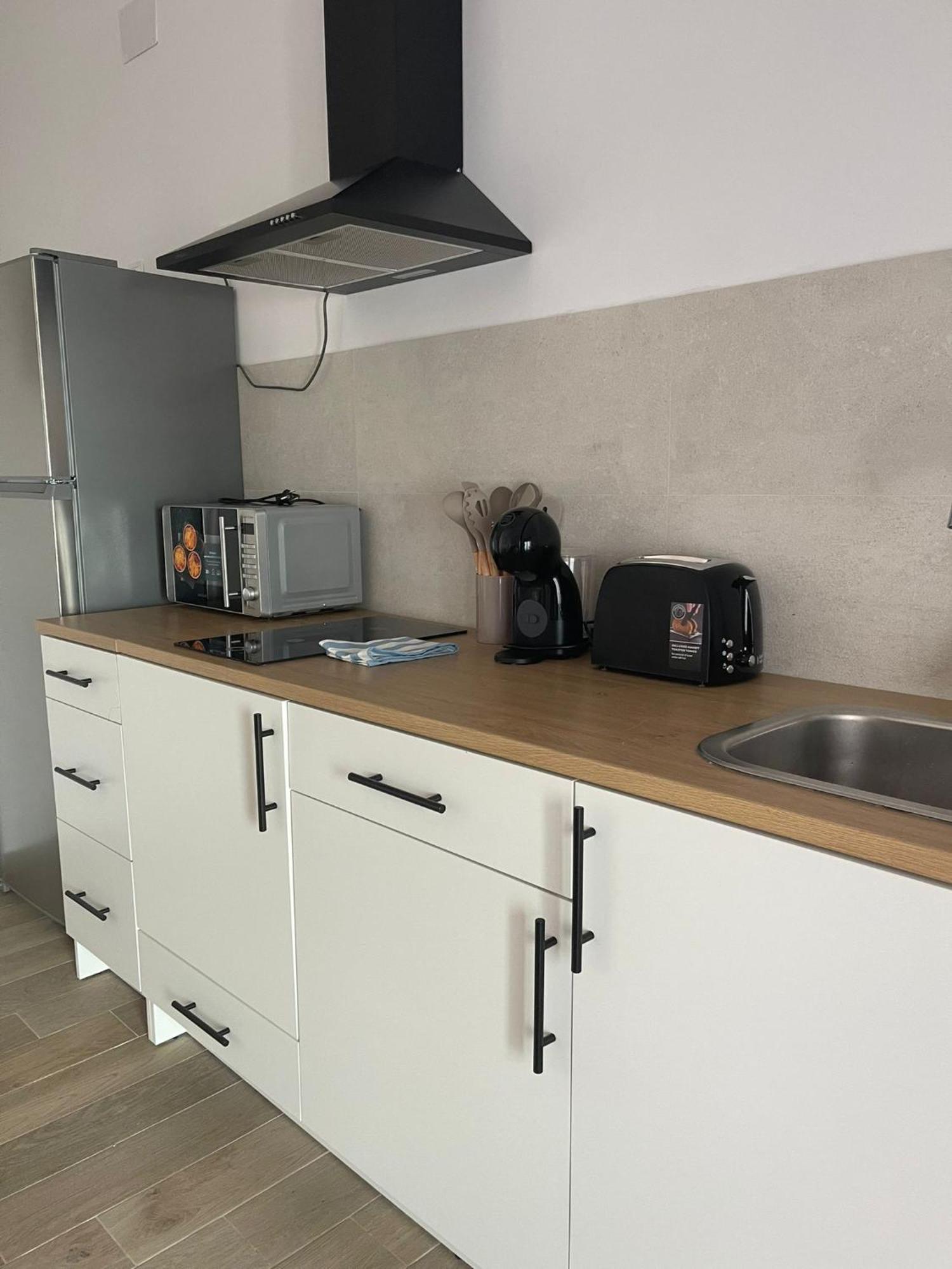 Apartamentos Matilda كونيل ذي لا فرونتيرا المظهر الخارجي الصورة