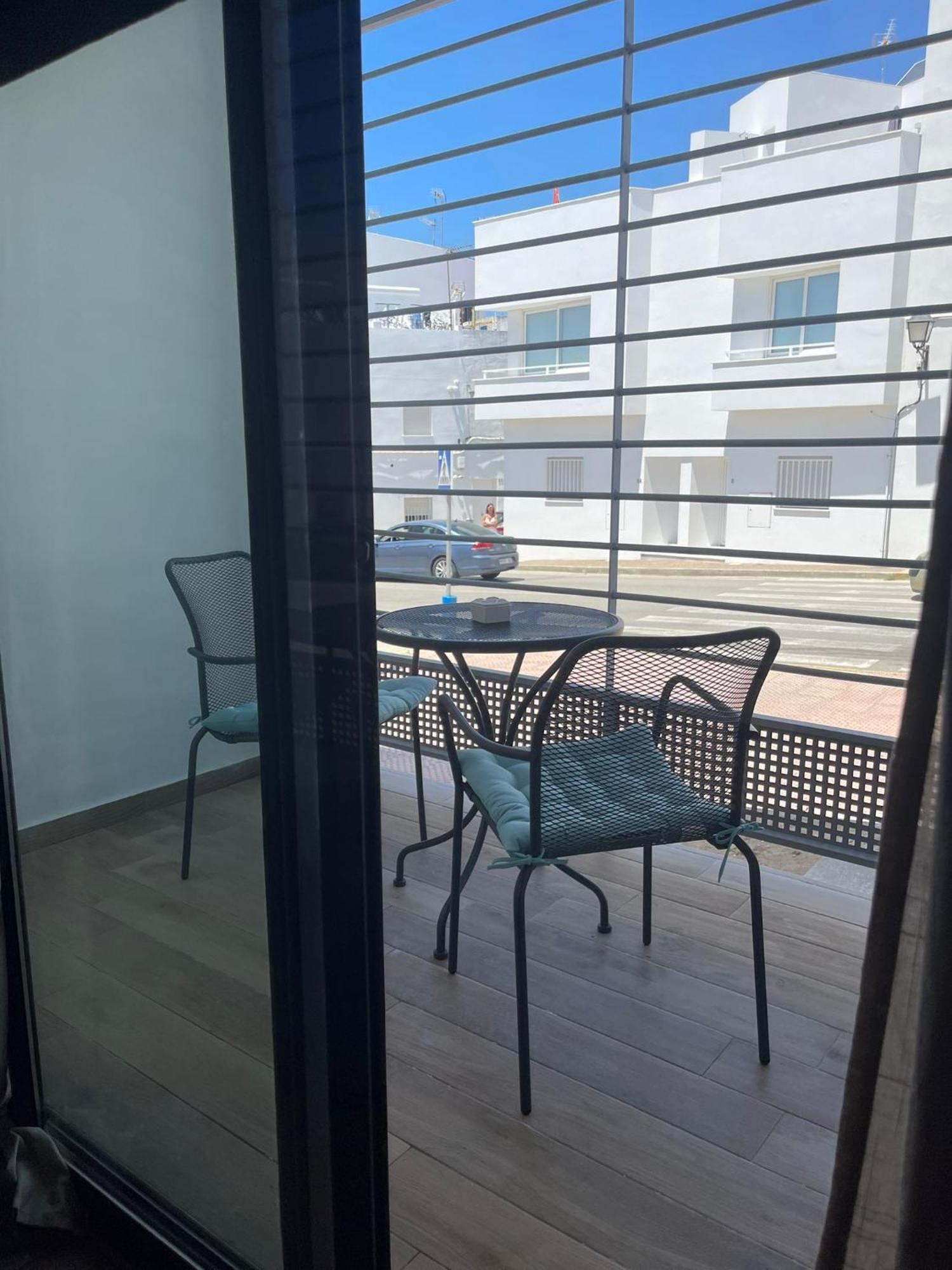 Apartamentos Matilda كونيل ذي لا فرونتيرا المظهر الخارجي الصورة