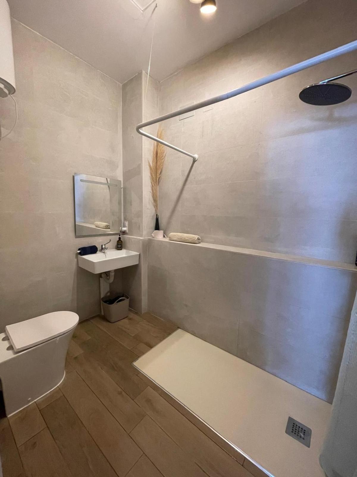 Apartamentos Matilda كونيل ذي لا فرونتيرا المظهر الخارجي الصورة
