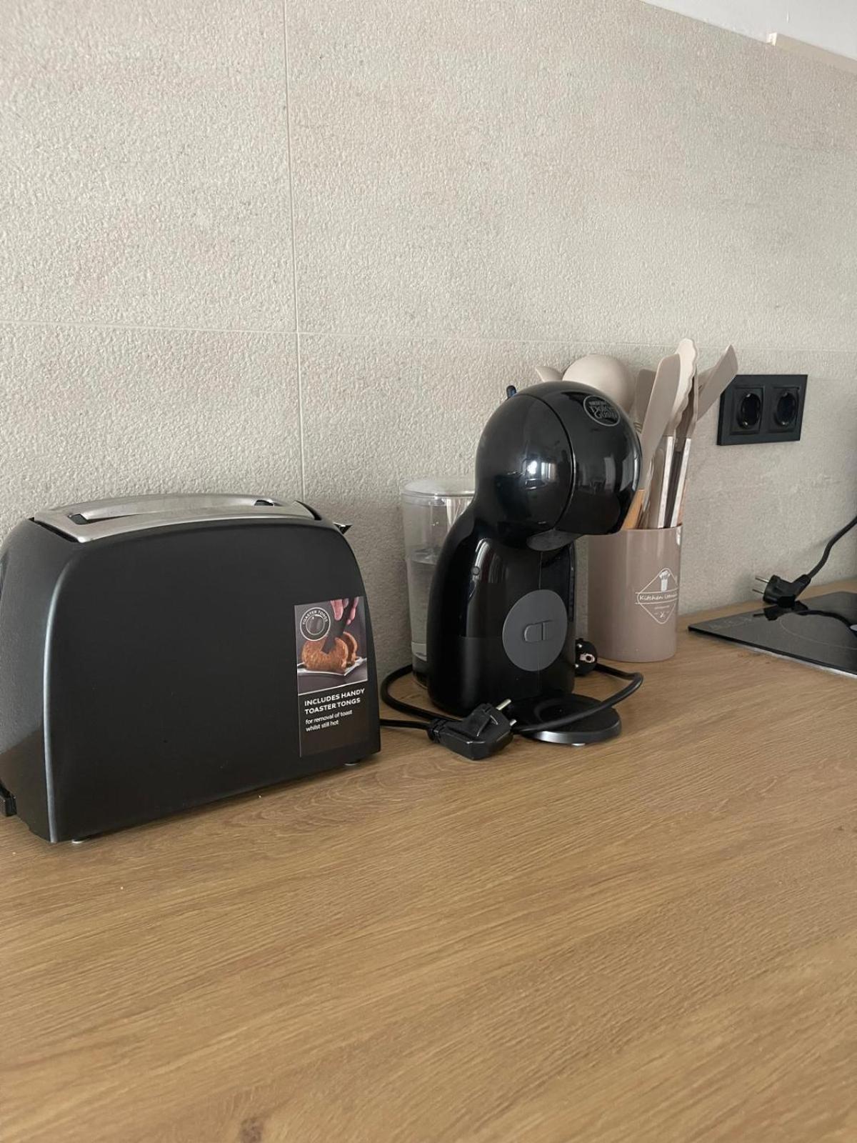 Apartamentos Matilda كونيل ذي لا فرونتيرا المظهر الخارجي الصورة