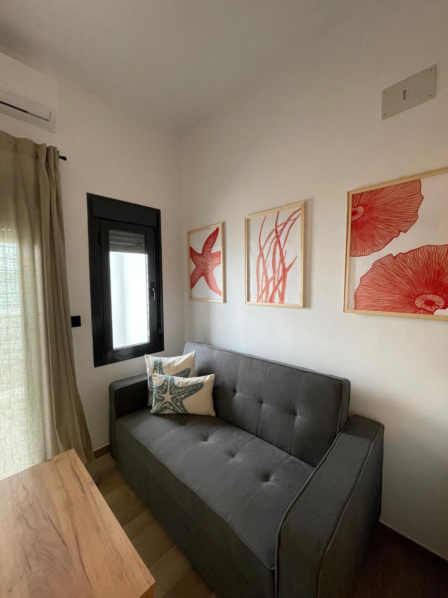 Apartamentos Matilda كونيل ذي لا فرونتيرا المظهر الخارجي الصورة
